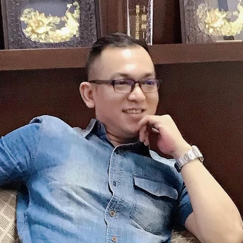 Sally Effendi - Founders & Co-CEO